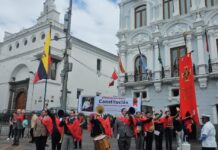 ¡Pidamos una nueva constitución fiel a nuestra tradición y a nuestra Fe!